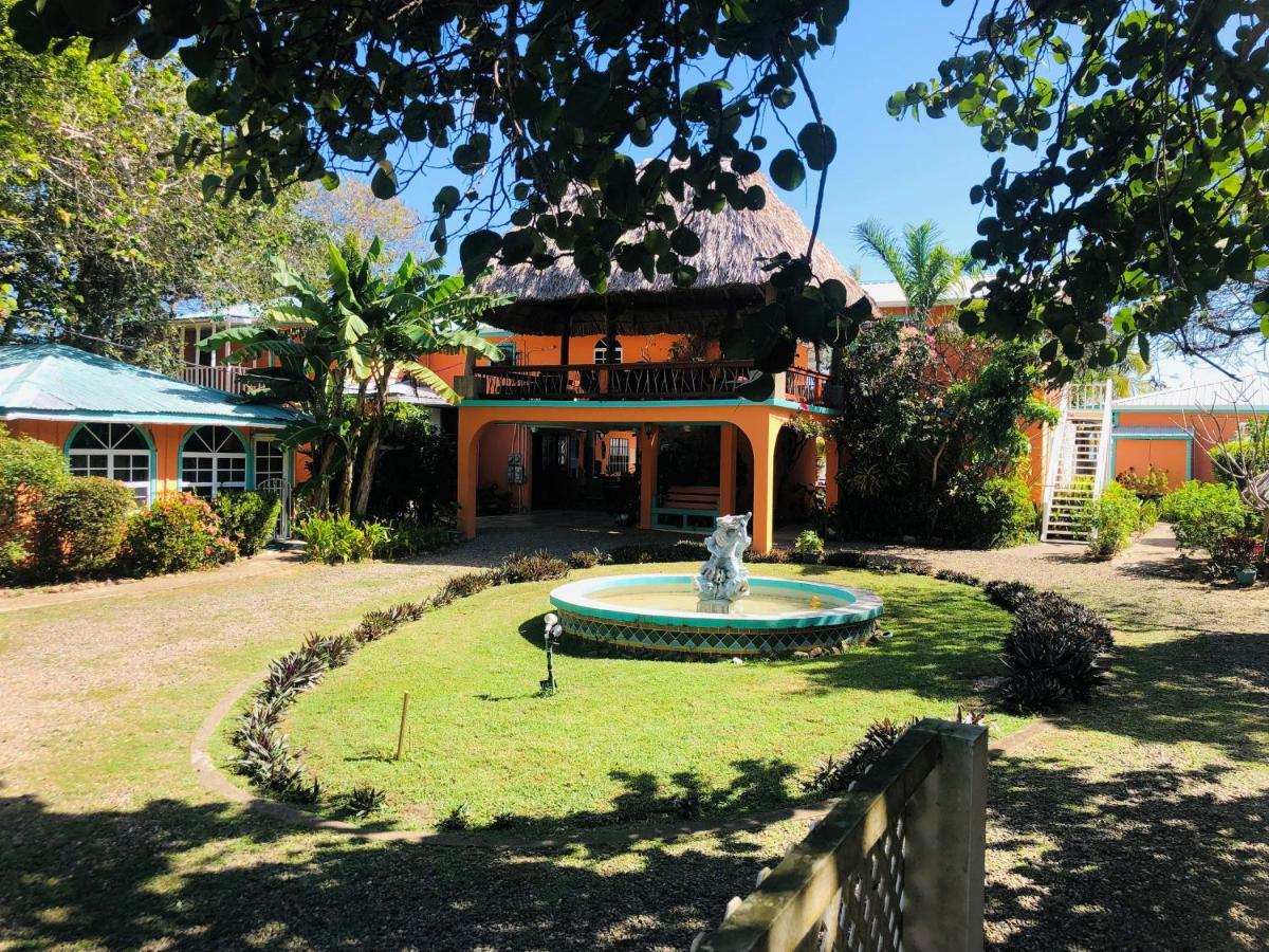 Coral Cove Inn Maya Beach المظهر الخارجي الصورة